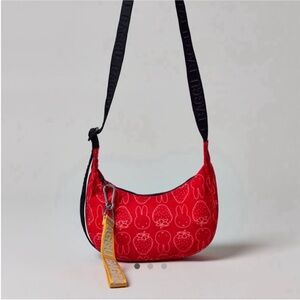 BAGGU & Miffy UO Exclusive Small Nylon Crescent Bag